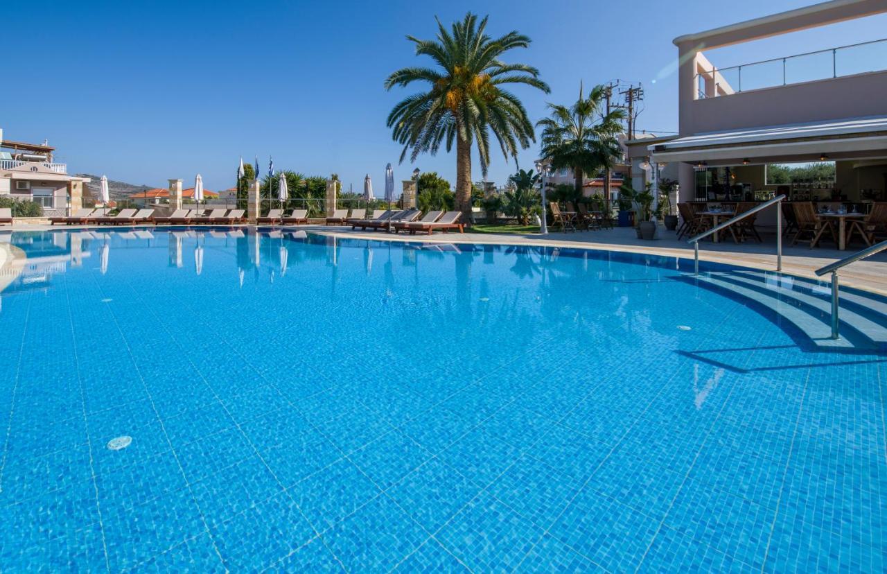 Isida Hotel Agia Marina מראה חיצוני תמונה