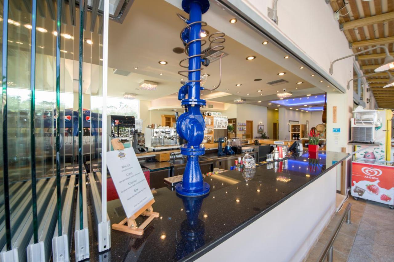 Isida Hotel Agia Marina מראה חיצוני תמונה