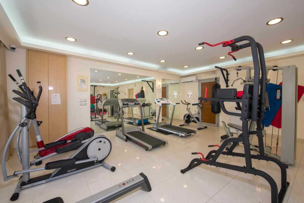 Isida Hotel Agia Marina מראה חיצוני תמונה