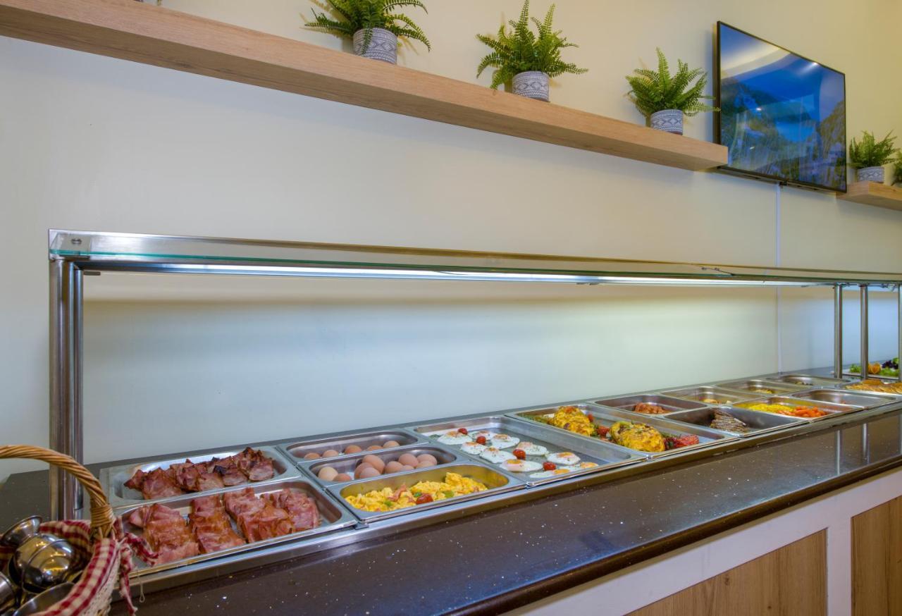 Isida Hotel Agia Marina מראה חיצוני תמונה