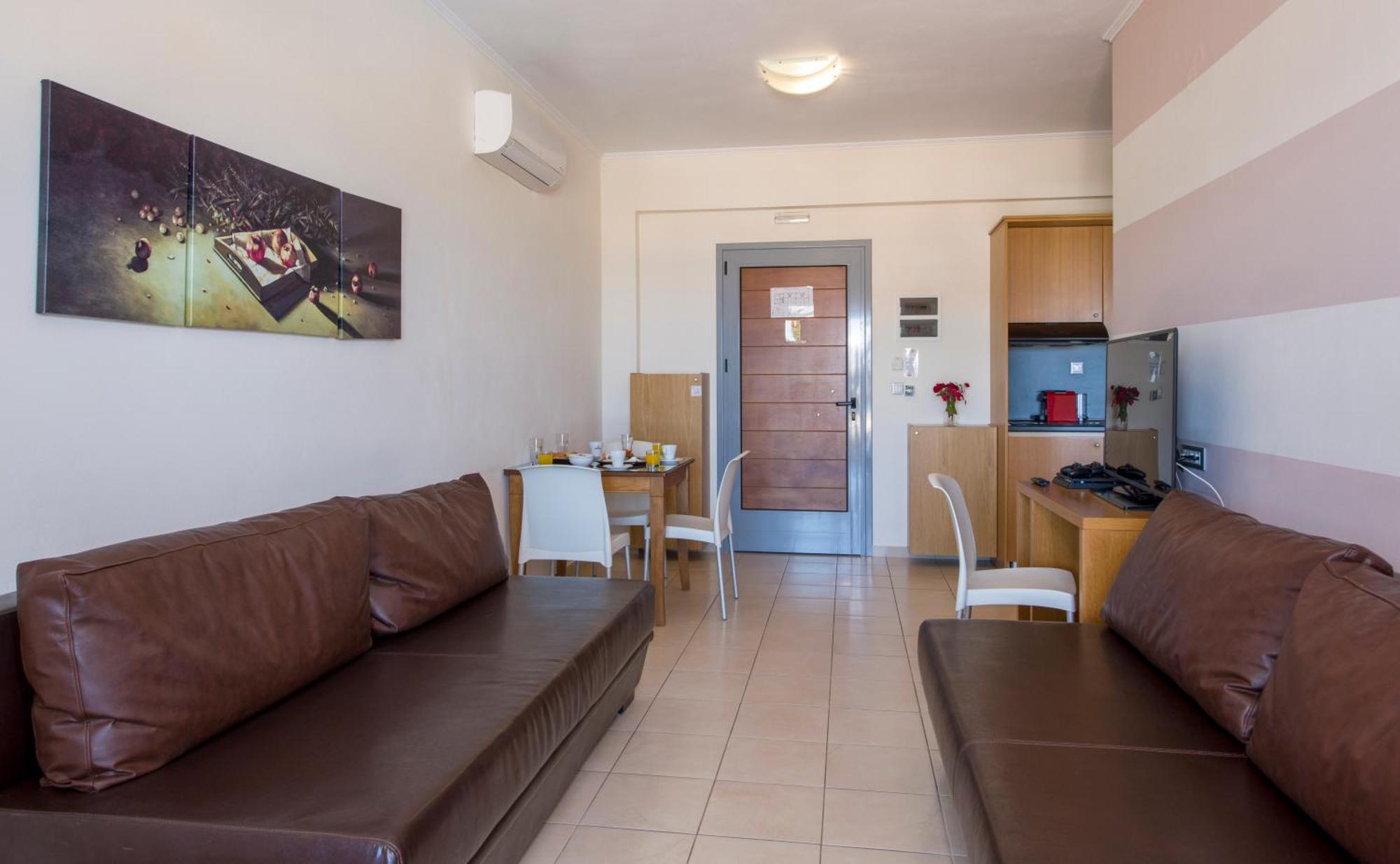 Isida Hotel Agia Marina חדר תמונה